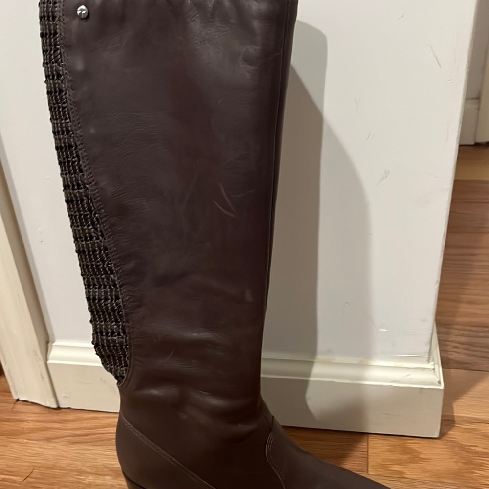 Brown boots